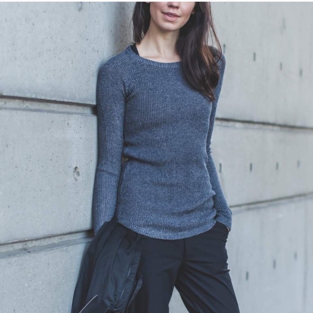 Lululemon cabin yogi long sleeve sweater